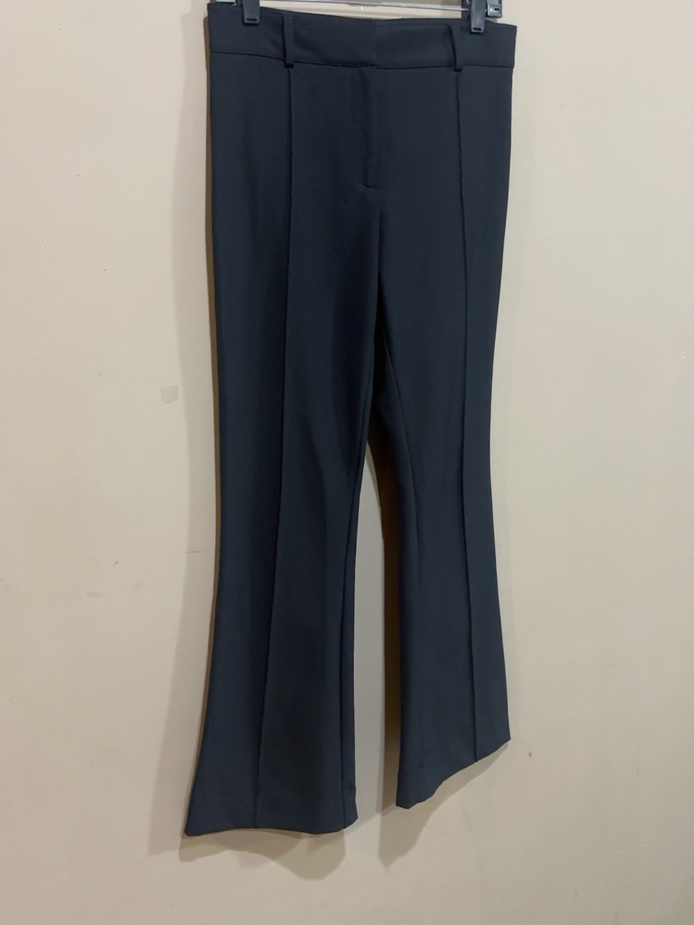 Veronica Beard Women’s Black Flare Dress Pants Size 8 Made in USA 31” Inseam
